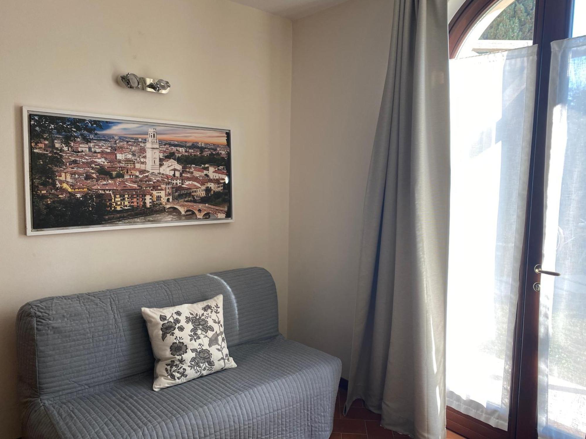 Appartamento Residenza Cipressi e Olivi Verona Esterno foto