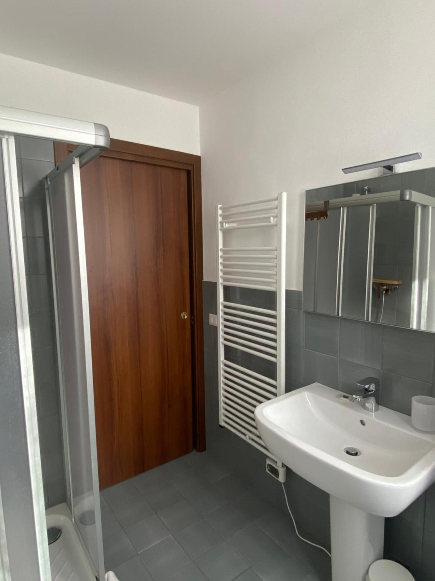 Appartamento Residenza Cipressi e Olivi Verona Esterno foto